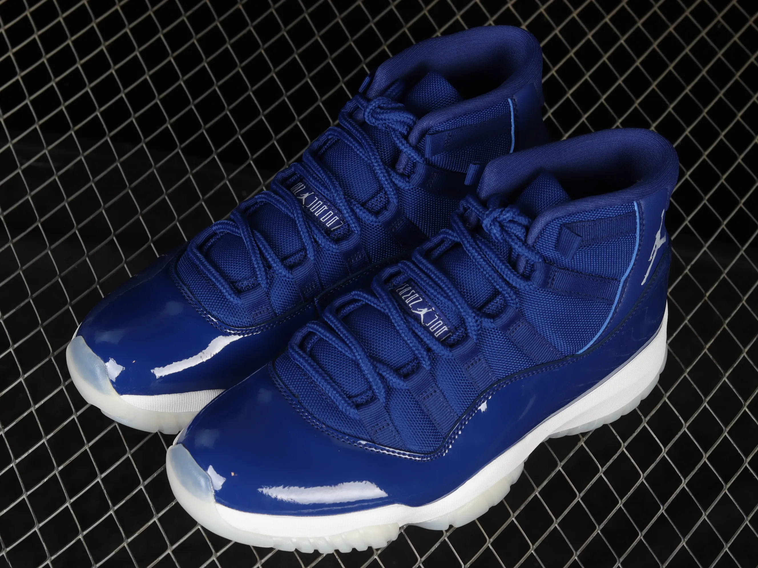 All categories Air Jordan Jordan series basketball shoes Air Jordan 11 F version Air Jordan 11 "Navy Blu" AJ11 Joe 11 navy blue high-top basketball shoes AT7802-115